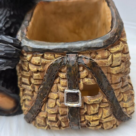 VTG Resin Bear Holding Fish Wicker Basket Fishing Rustic Country Cabin 6.5x7x8" - Picture 5 of 12